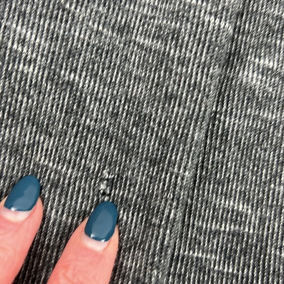 Buffalo Men's Grey Long Sleeve Henley size large - Picture 10 of 12